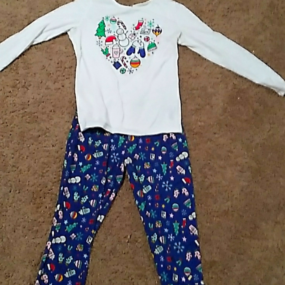 Girls pajamas Christmas good for winter